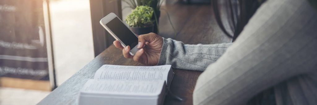 4 egyszerű módszer a hit megosztására a koronavírus miatti karantén idején